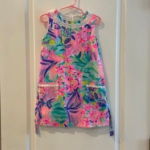 Lilly Pulitzer size 5 dress.  Worn once !